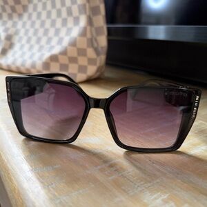 Miu Miu Black Gold Square Sunglasses 💎EUC! No Scratches 9062 61-12-143